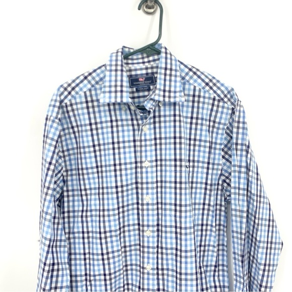 Vineyard Vines Men Size Medium Shirt Button Down Top Blue Checkered Plaid Tucker - Picture 2 of 5